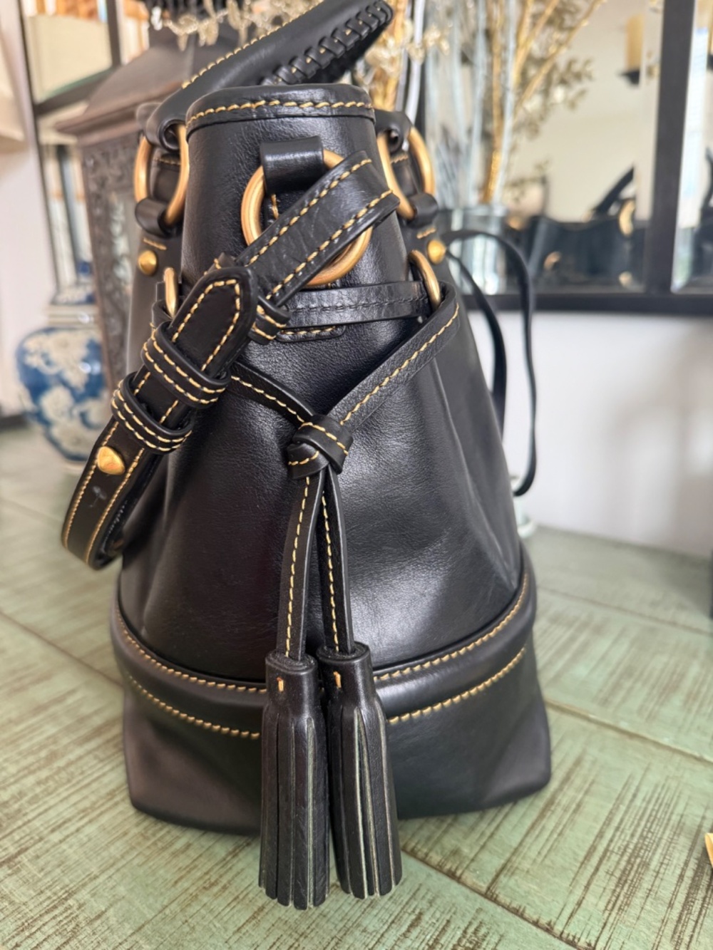 Dooney & Bourke Buckley Bag - Picture 5 of 15